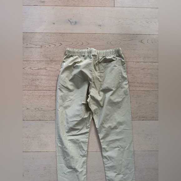 NWOT Fear of God Essentials Nylon  Track Pant Size S pistachio - Picture 11 of 11